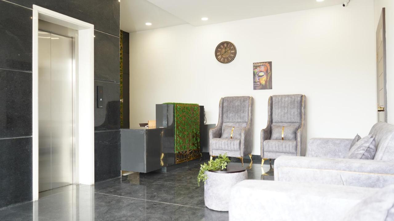 Hotel Quince Elite Mysore Exterior foto